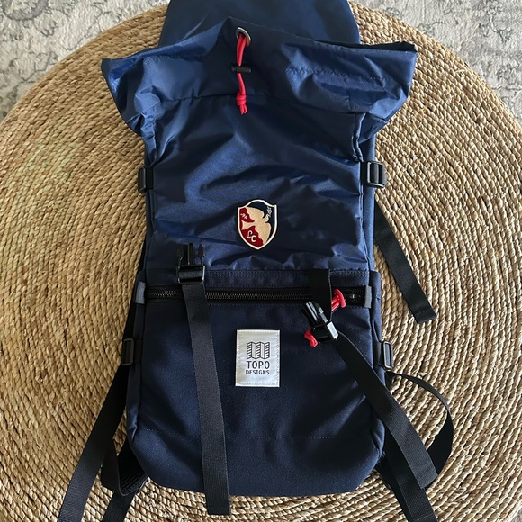 Topo Designs Rover Pack Classic - Navy - Picture 3 of 6
